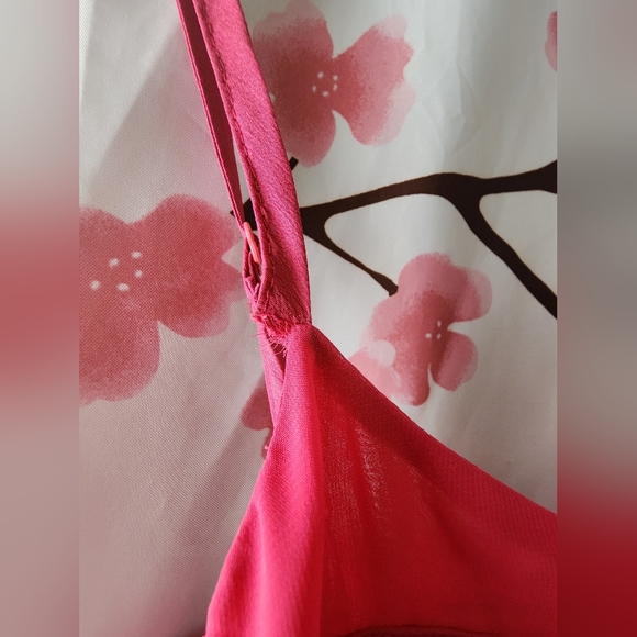 Women's LC Lauren Conrad Pink Lace Dress Size 2 - Picture 5 of 5